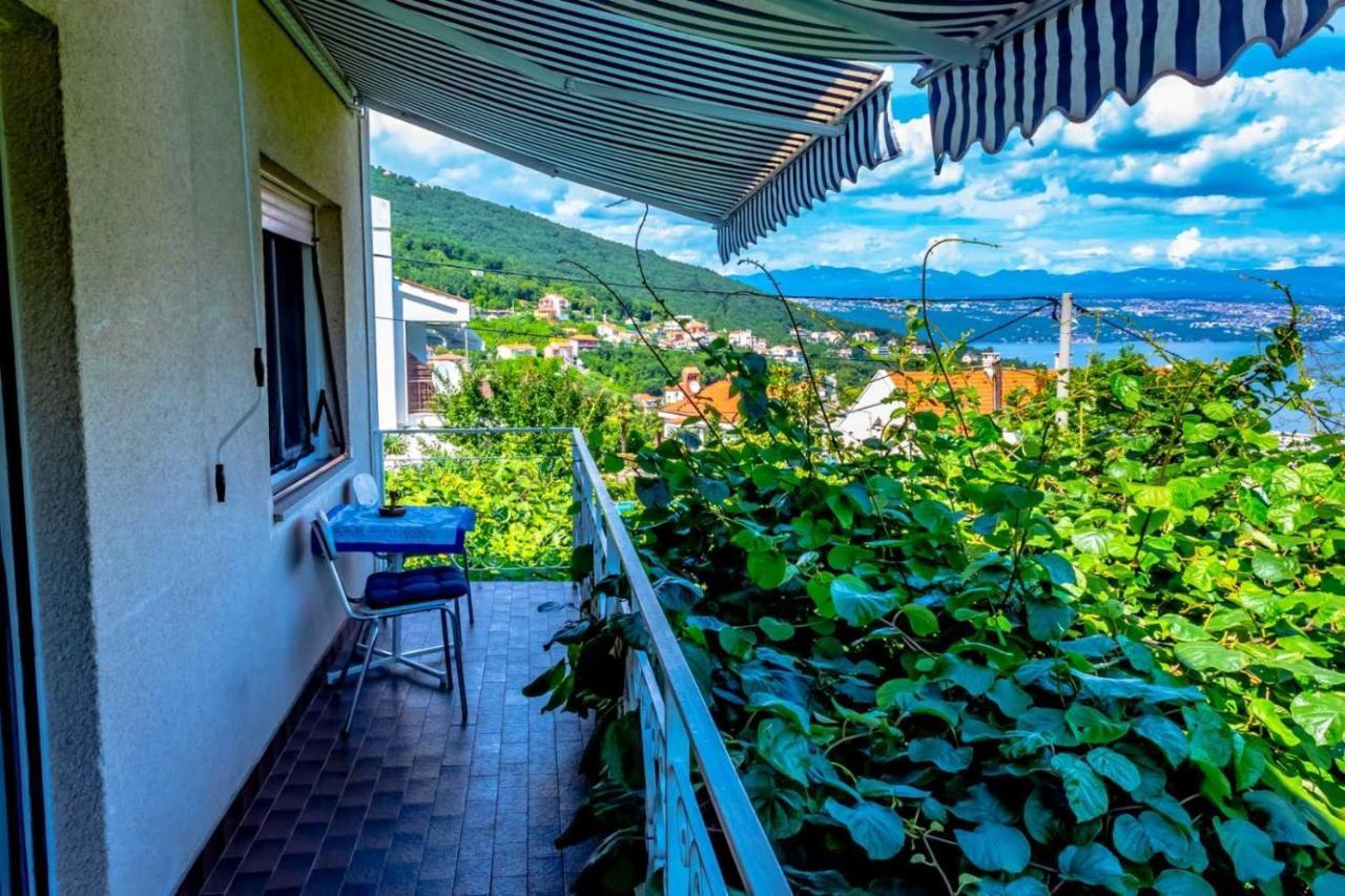 Apartment Gea Ičići Exterior foto